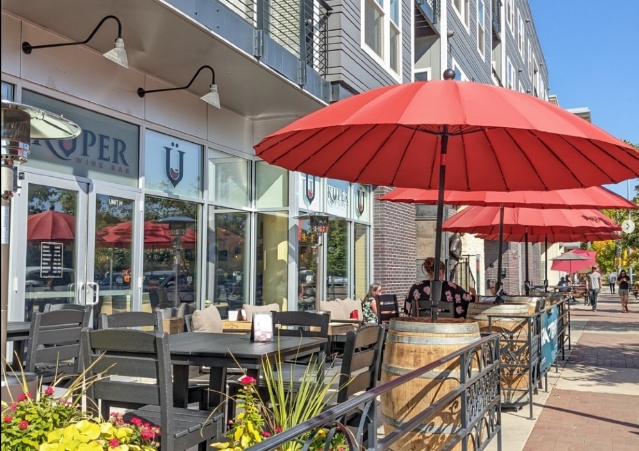 Kuper Wine Bar outside patio